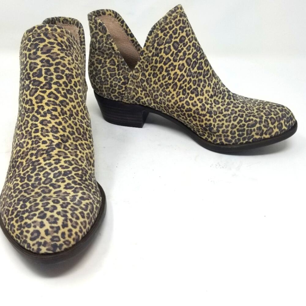 Lucky Brand Basel Animal Print Leather Booties Comfortable Round toe Womens Sz 6